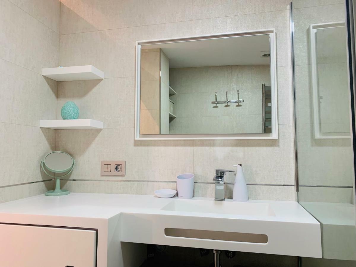 Cathedral Studio, Luxury Studio In Cathedral Area, Parking Optional Sevilla Exterior foto